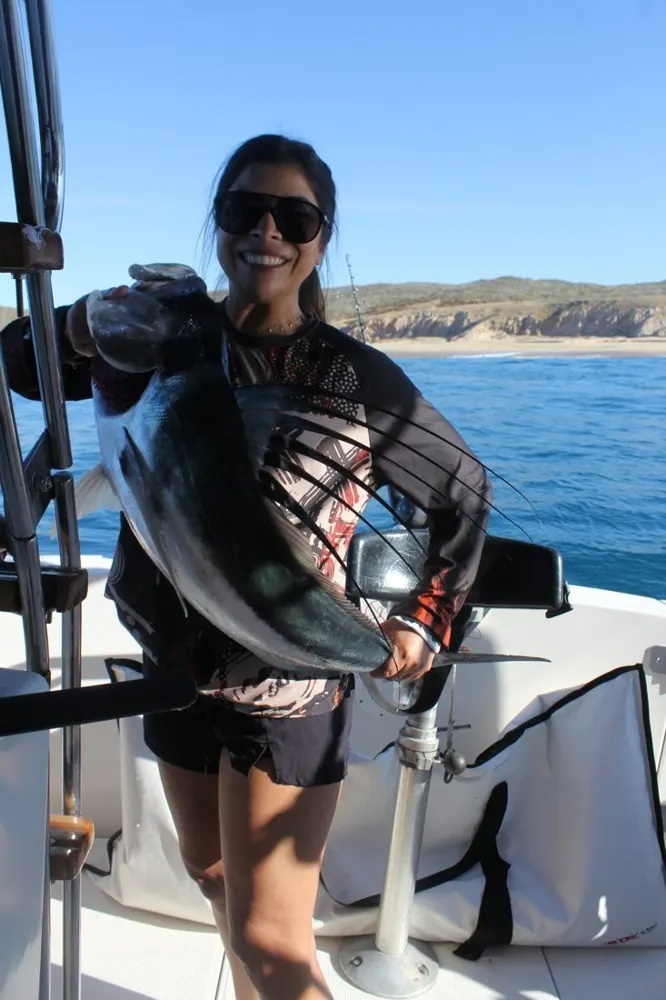 Cabo Roosterfish Strike Sends the Drag Singing!