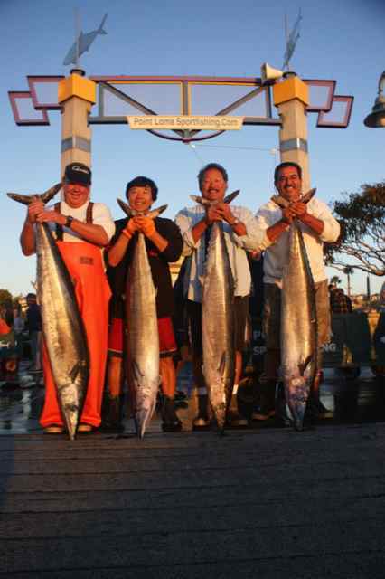 American Angler Fish Report - American Angler's Sport Chalet Charter  Docks - October 30, 2011