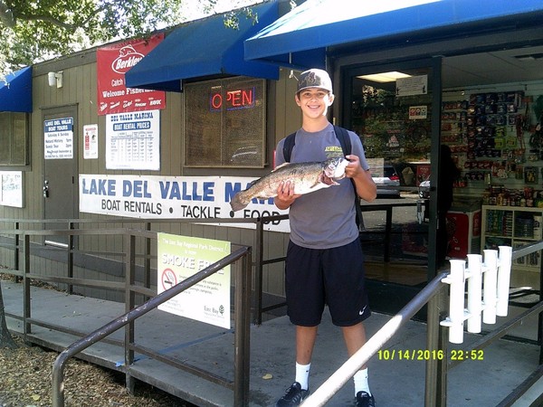 Del Valle Lake Fishing Report