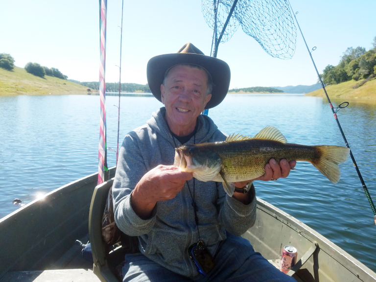 Fishing Lake Chabot (bass fishing) 