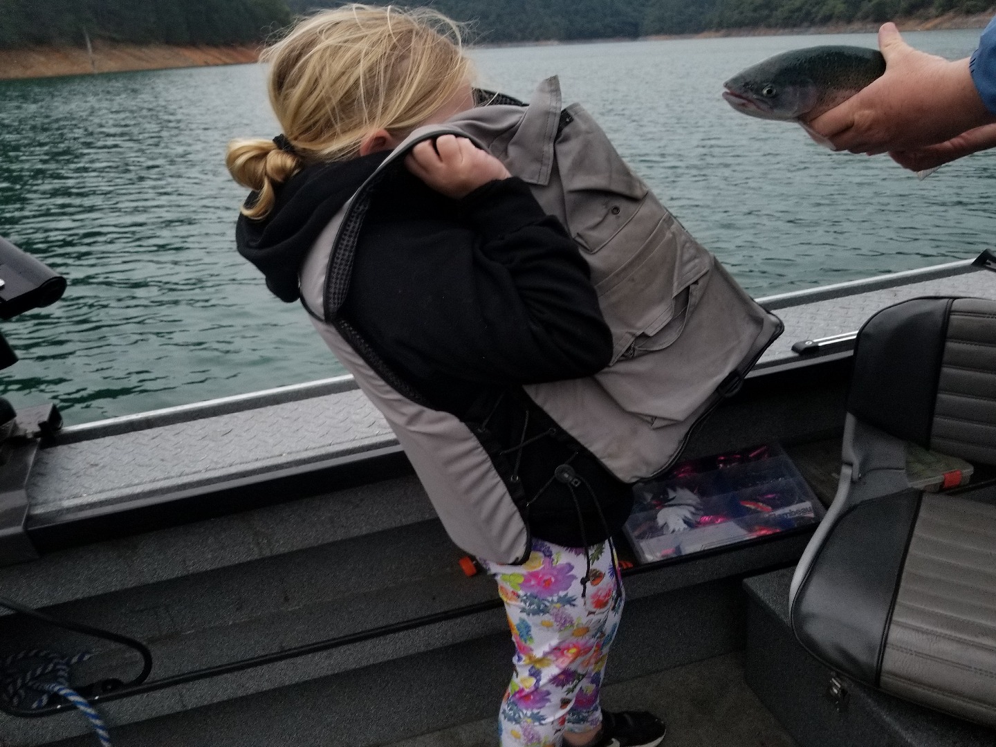 Family fun on Shasta Lake 