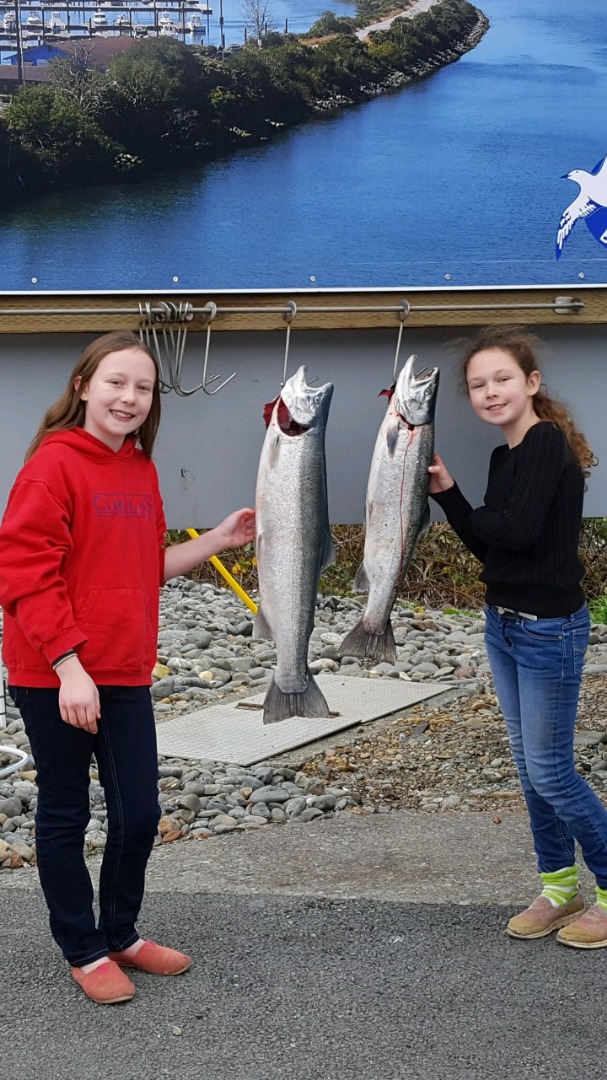 Fishing - Chetco River Steelhead Fair - Lower Rogue River Kicking Out Steel