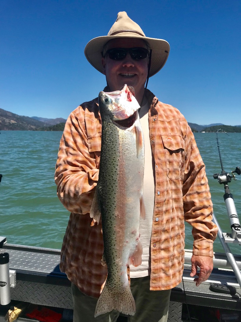 Shasta lake headed for some hot fishing!