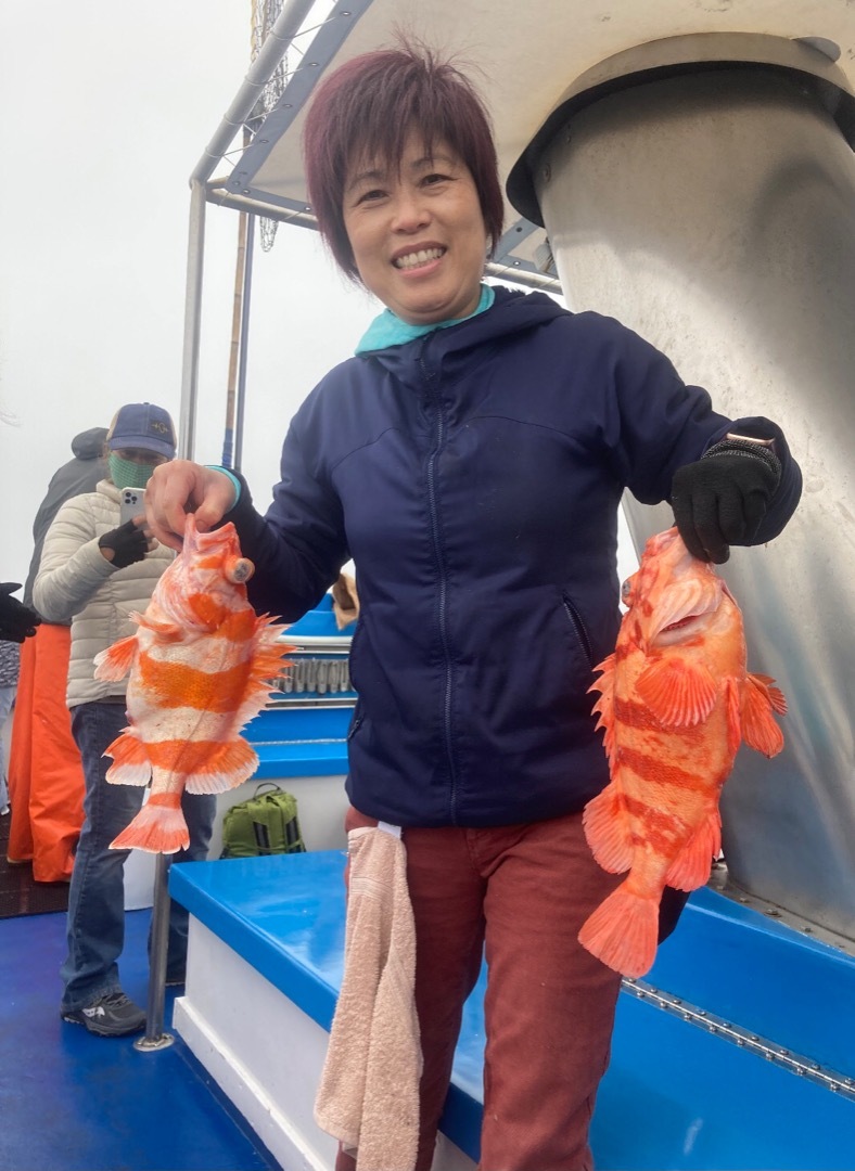 Rock fishing on deep reef 