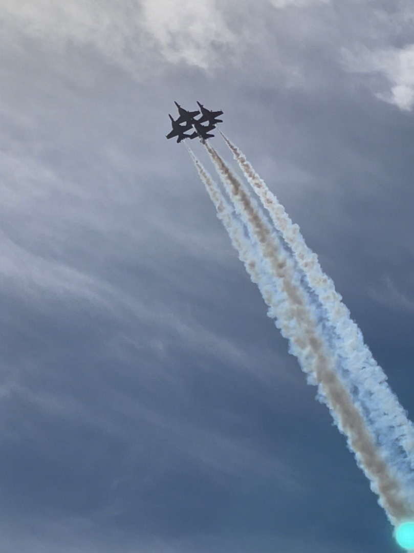 Halibut air show