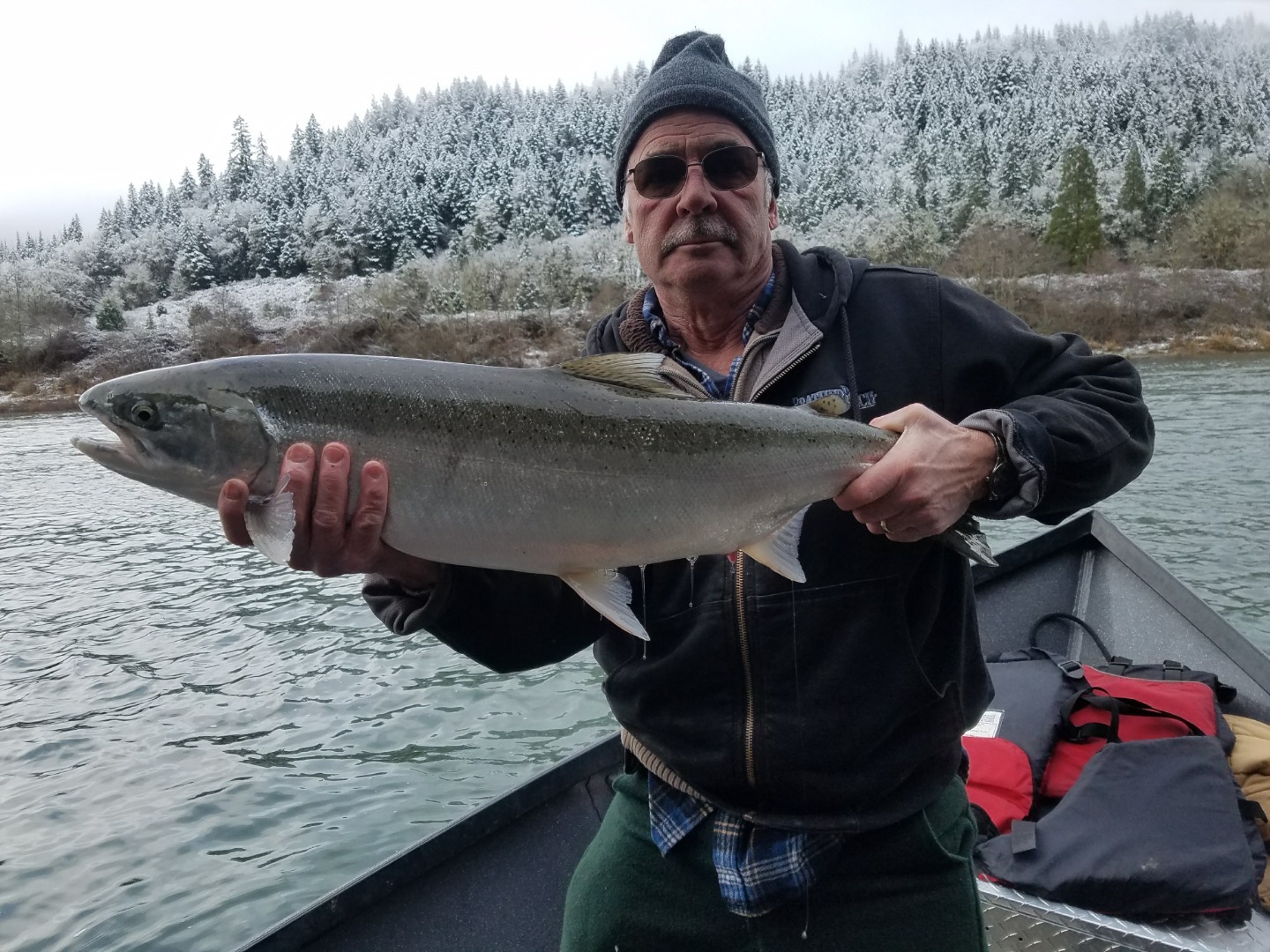 TIME TO BOOK STEELHEAD TRIPS