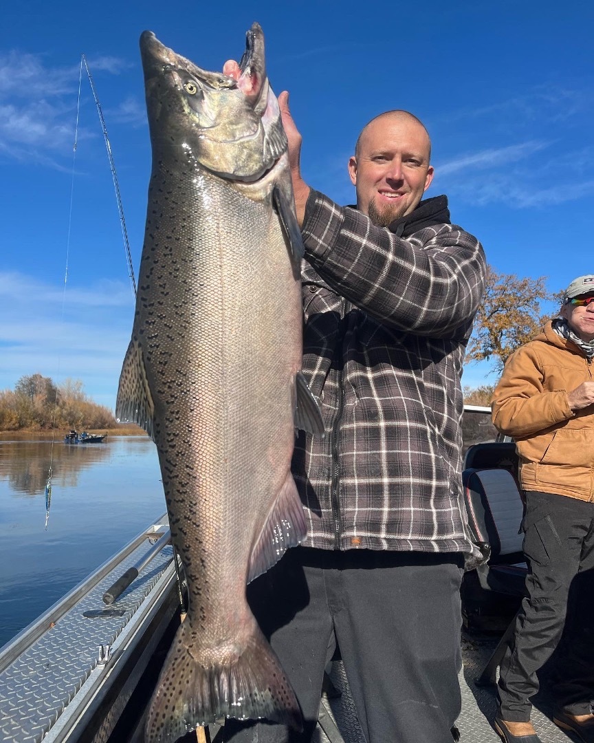 Late Fall King Salmon Fishing
