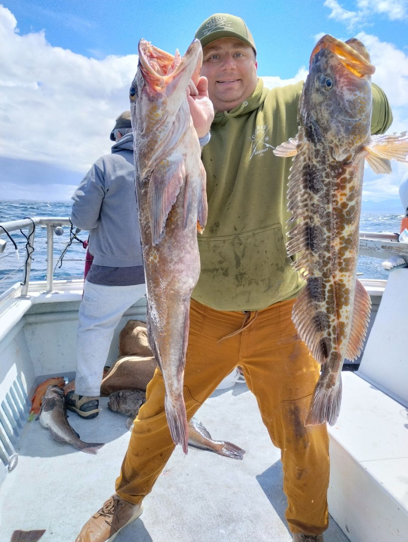 Charter anglers make midweek gamble, hit jackpot cover picture
