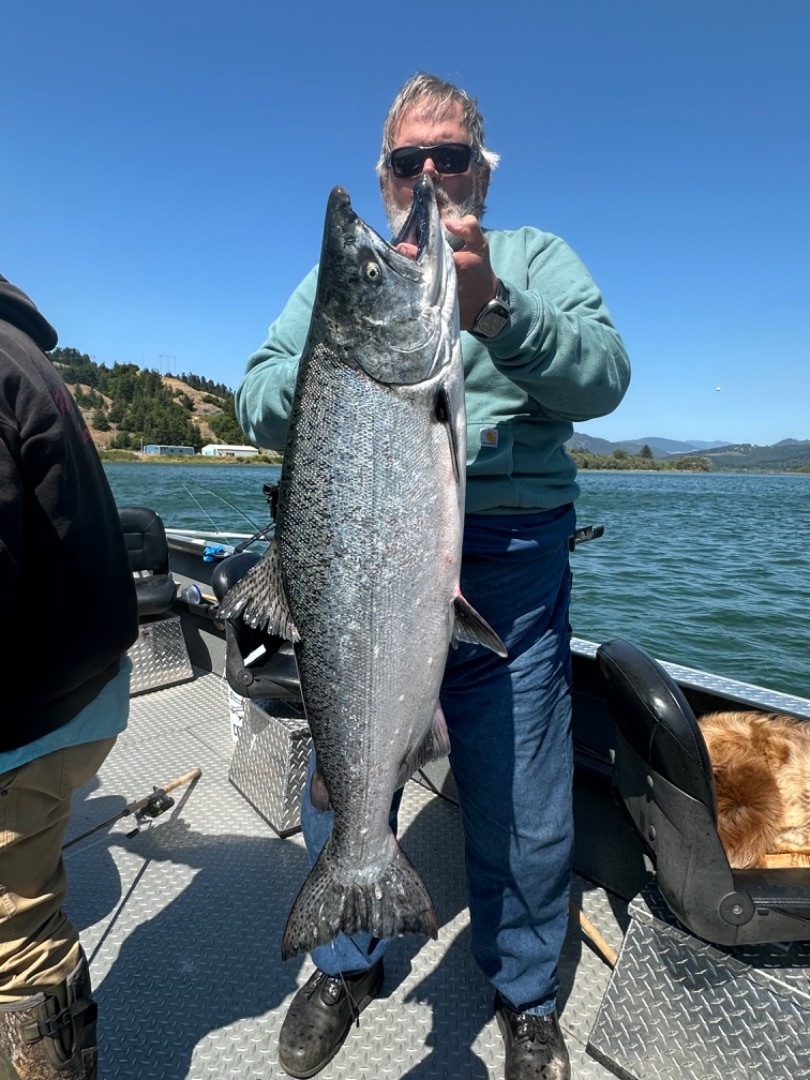 Gold beach Oregon king salmon!!