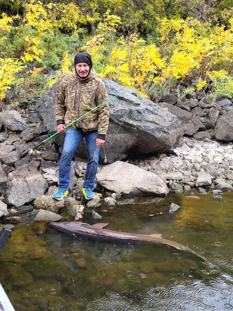 **Catch the Big One with Hells Canyon Fishing Charter! 🎣**