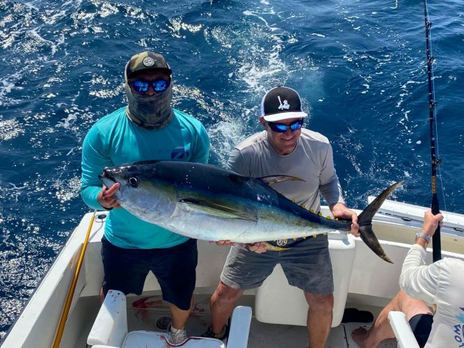 Fishing on the EL BUDSTER PRIDE