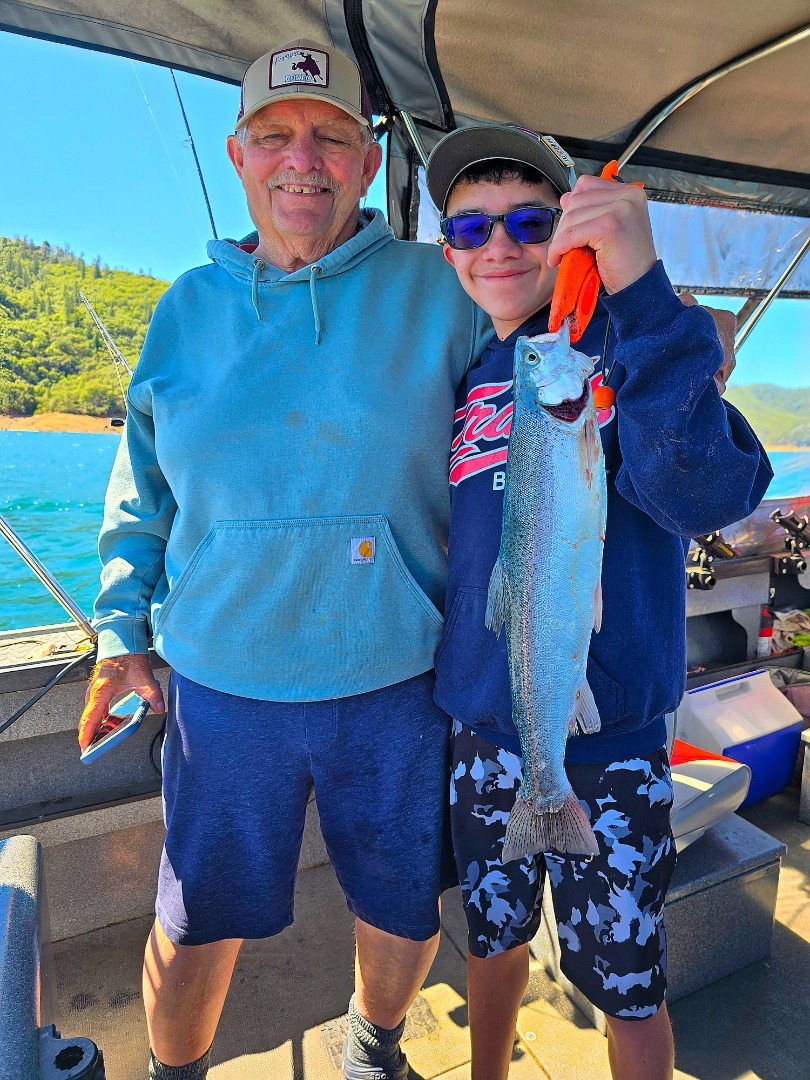Shasta Lake Red hot Tuesday Fishing