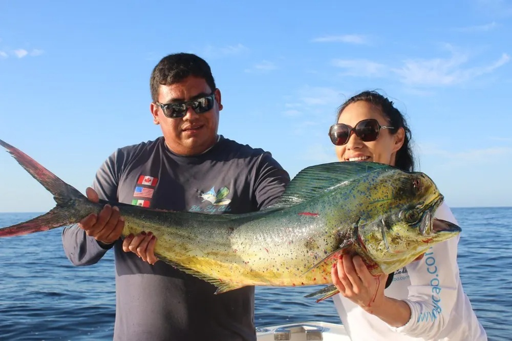 Golden Action Takes Over Offshore!