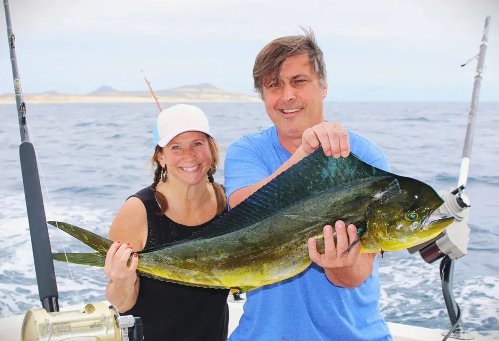 Cabo's Dorado and Tuna Bite Takes Off!