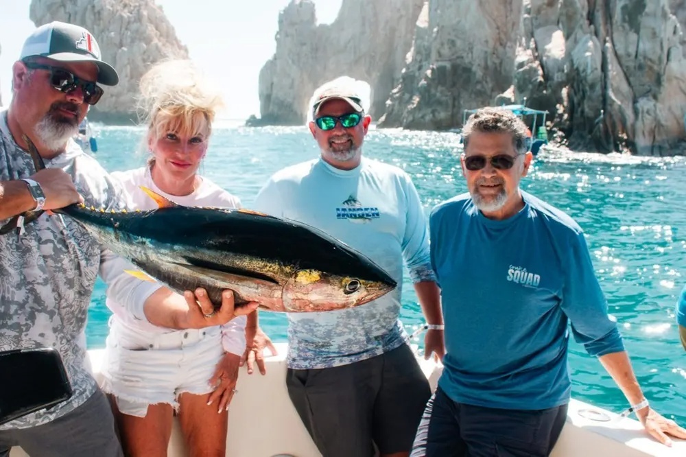 Cabo Tuna Fishing Turns into a Showdown