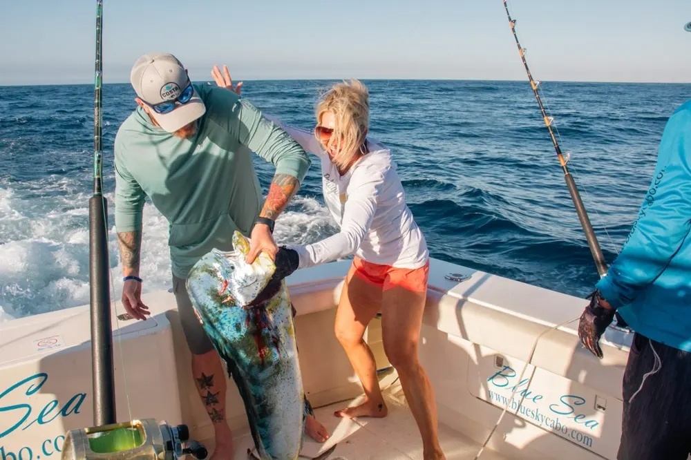 Dorado Action Beyond the Cabo Coastline!