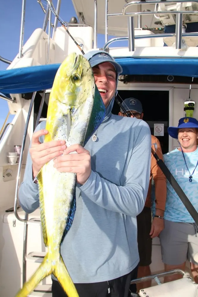 Dorado and Tuna Fight Every Inch