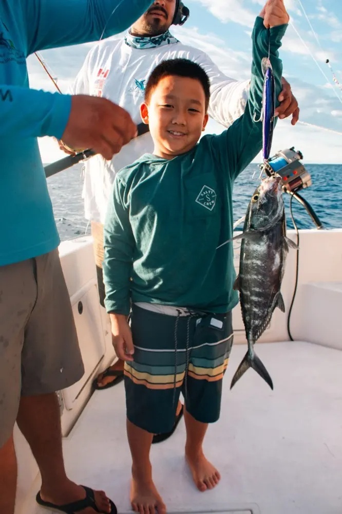 Dorado & Tuna Hookups Light Up the Day