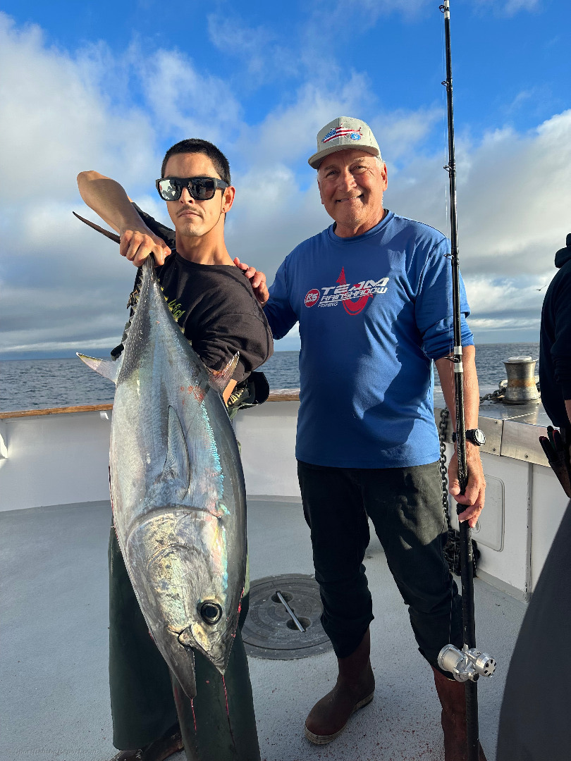 Fishing for Yellowfin Tuna! -- Mission Bay 